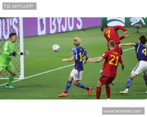 泰拉克托与吉达阿赫利的精彩对决揭示足球战术与团队协作的魅力